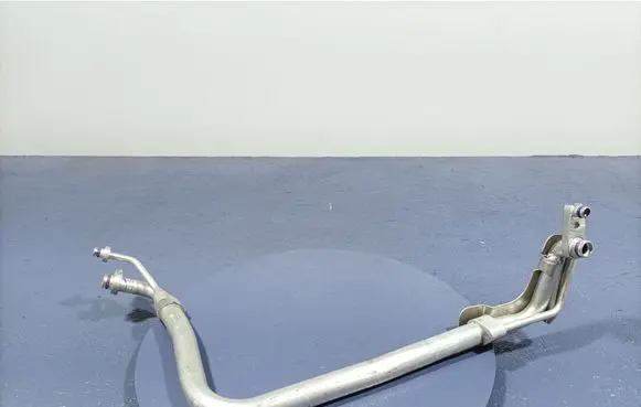 Volkswagen Tiguan Air conditioning (A/C) pipe/hose 5QB816738A