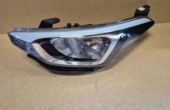 Hyundai i20 (BC3 BI3) Headlight/headlamp 92101C8000