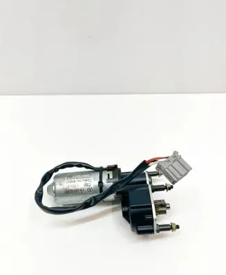 Mercedes-Benz SL R230 Seat adjustment motor A2158200542 2158200542
