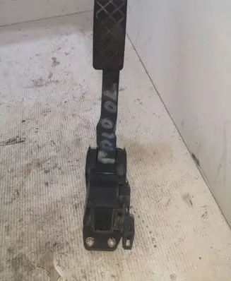 Volkswagen Polo Accelerator throttle pedal 0280752215 282300947YB3 6Q1721503A