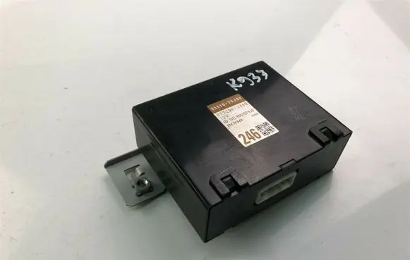 Suzuki SX4 Door control unit/module 9551079J00 K933