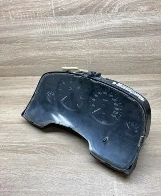 Opel Zafira A Speedometer (instrument cluster) 24419560HT