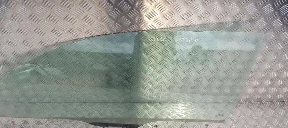 Honda Civic Front door window glass four-door