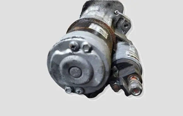 Nissan Qashqai Starter motor LRS01968
