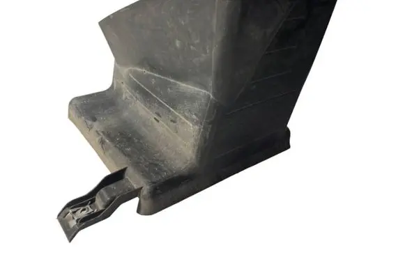 BMW 7 G11 G12 Intercooler air guide/duct channel 51748072617 8072617 026268