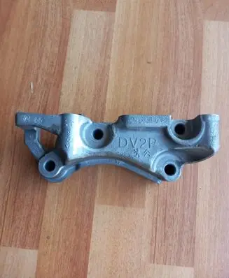 Citroen C4 II Picasso Engine mounting bracket 9673585780 DV2P
