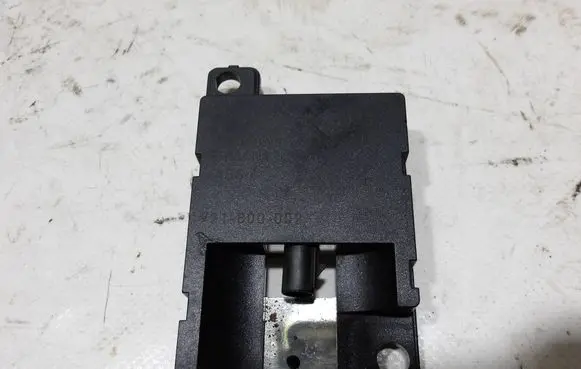BMW 5 E60 E61 Bluetooth antenna 6928461