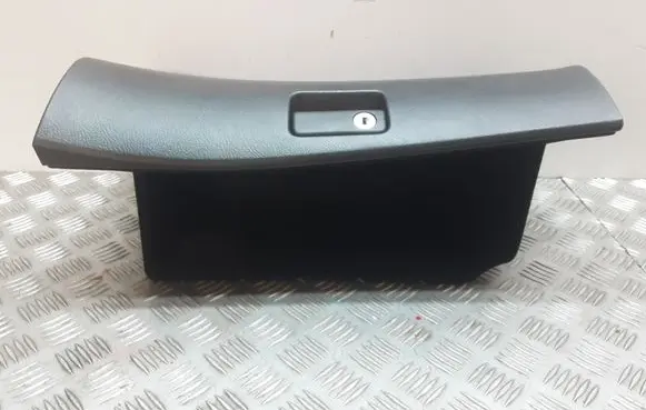 Toyota Avensis T250 Glove box 5555005070