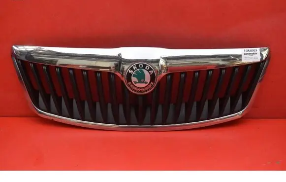 Skoda Octavia Mk2 (1Z) Front grill 1Z0853661A