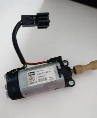 Mercedes-Benz C W203 Steering column adjust motor 2205400288