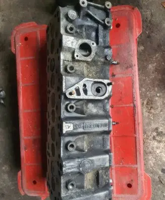 Volkswagen Transporter - Caravelle T4 Engine head 074103373