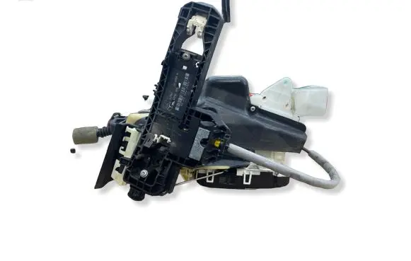 Mercedes-Benz E W212 Front door lock A0997200635