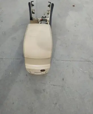 Ford Mondeo MK IV Center console 