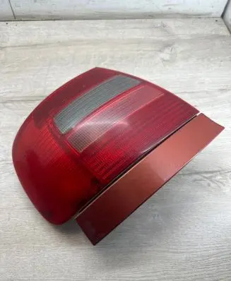 Audi A4 S4 B5 8D Rear/tail lights 8D0945095D AR00 2201