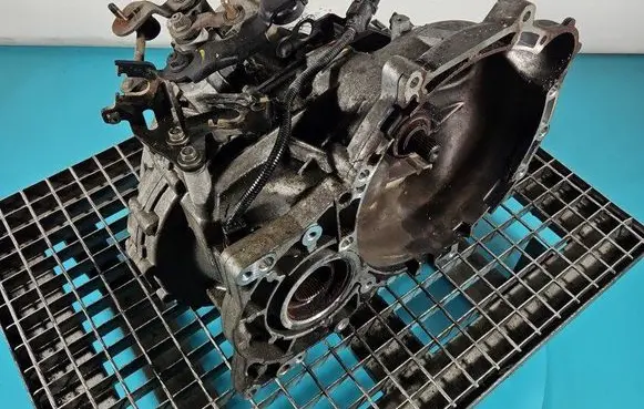 Hyundai ix35 Manual 5 speed gearbox SA35JC IMPRK1516636