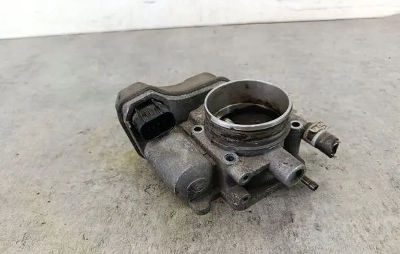 Opel Vectra C Throttle body valve 09128518