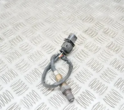 BMW 4 F32 F33 Lambda probe sensor 7791592 0281004019