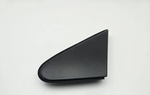 Toyota Auris E180 Fender end trim 6011802110