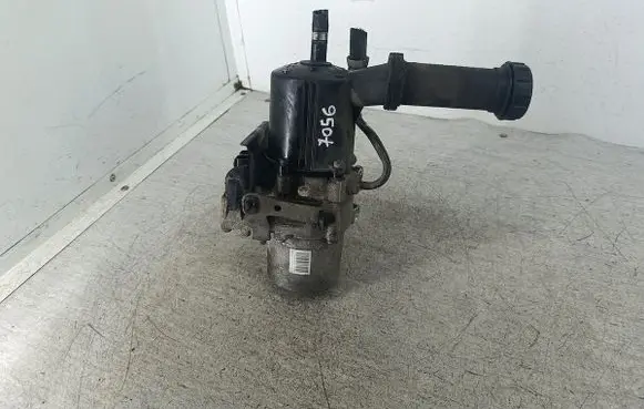 Citroen C4 II Power steering pump