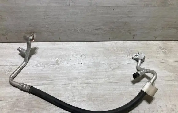 Ford Fiesta Air conditioning (A/C) pipe/hose