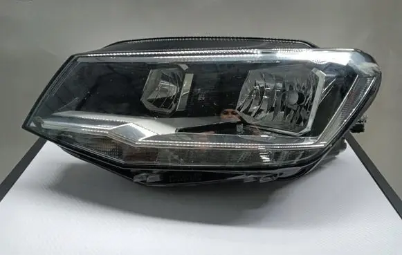 Volkswagen Touareg III Headlight/headlamp 2k1941015b