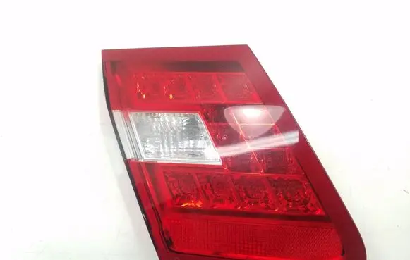 Mercedes-Benz E W212 Tailgate rear/tail lights A2128200764