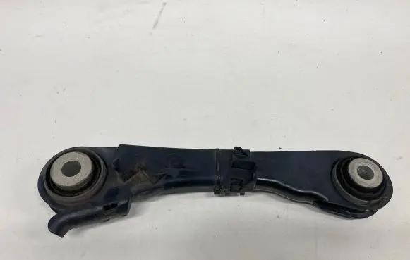 BMW 5 G30 G31 Rear control arm 6867537 6867538