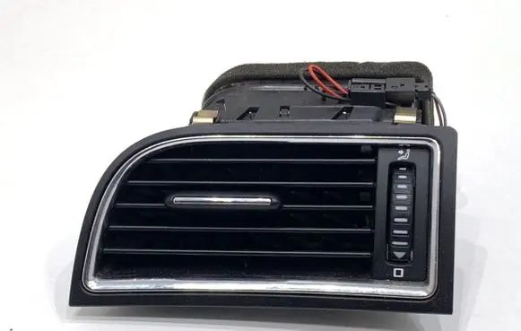 Skoda Superb B6 (3T) Rear air vent grill 3T0819701