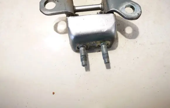 Honda FR-V Tailgate/trunk/boot hinge