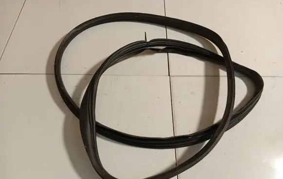 Alfa Romeo 147 Rubber seal front coupe door