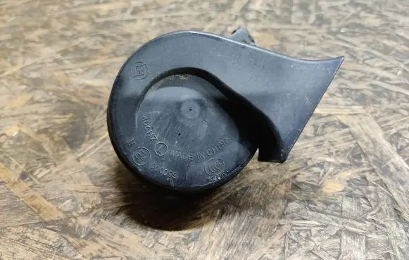 Skoda Octavia Mk3 (5E) Horn signal