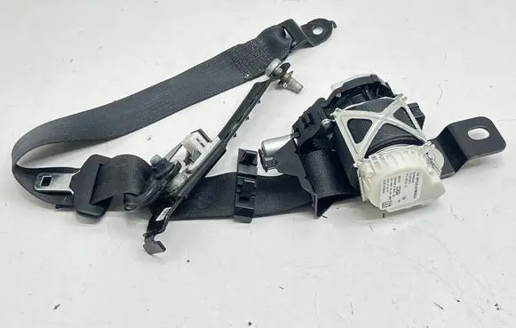 Dodge Durango III Front seatbelt P6JW83DX9AE 083211R TR10481Z0717