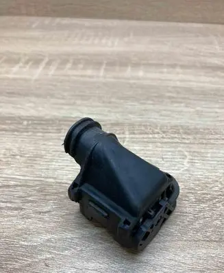 Volkswagen Touareg I Plug wire 1827108 BLACK