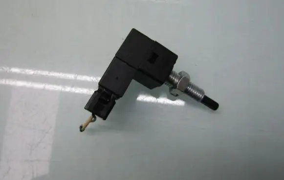 Clutch pedal sensor
