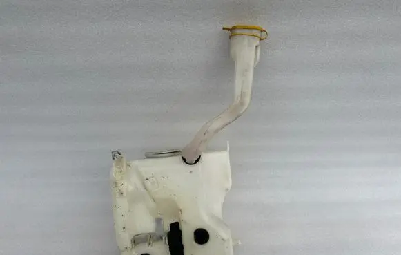 Mercedes-Benz CLK A209 C209 Windshield washer fluid reservoir/tank 2038600060 A2098600017