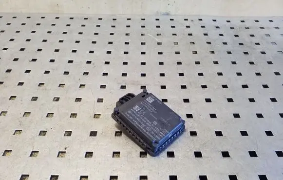 Tesla Model 3 Distronic sensor radar 110864700D