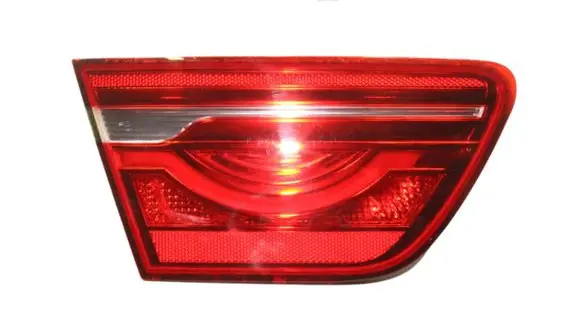 Jaguar XE Tailgate rear/tail lights