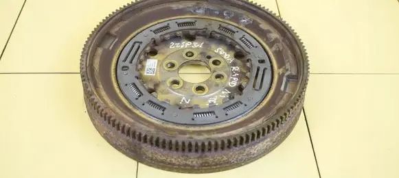 Skoda Rapid (NH) Flywheel 04B105266C 22SP31