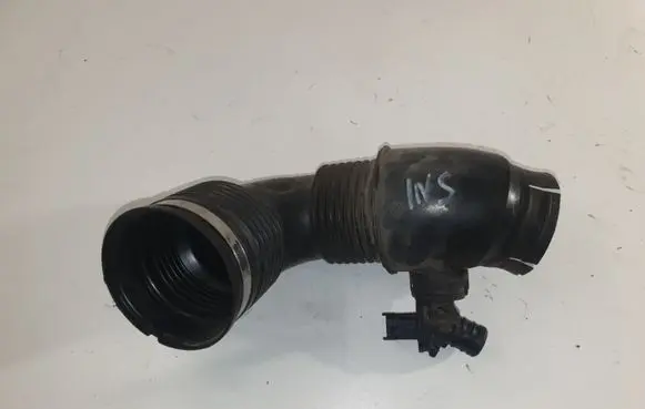 Opel Insignia A Intercooler hose/pipe 55561787