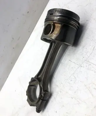 Skoda Octavia Mk3 (5E) Piston with connecting rod 