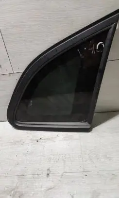 Volvo V40 Rear side window 31278120