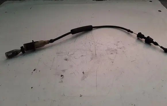 Mercedes-Benz ML W163 Throttle cable 