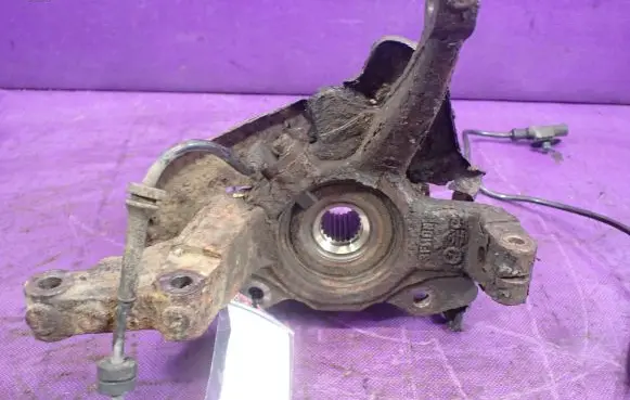 Fiat Panda 141 Front wheel hub spindle knuckle