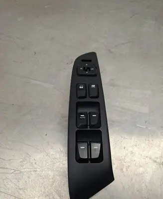 Hyundai ix35 Electric window control switch 935702Y0109P 3834901310