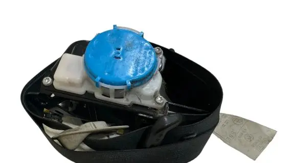 Toyota Yaris Front seatbelt TKAH2EF944P