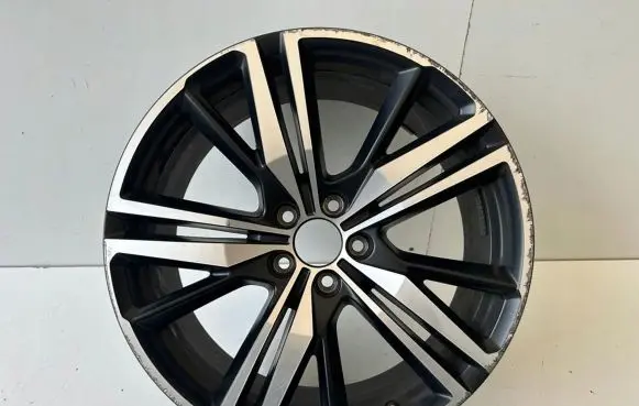 Volvo V60 R19 alloy rim 32143050