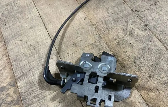 Mercedes-Benz E W211 Seat back rest lock catch a2119200272 2119200272