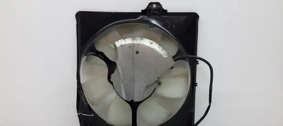 Toyota RAV 4 (XA20) Radiator cooling fan shroud 1671122090