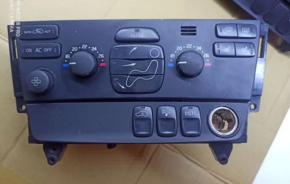 Volvo V70 Climate control unit 30746022