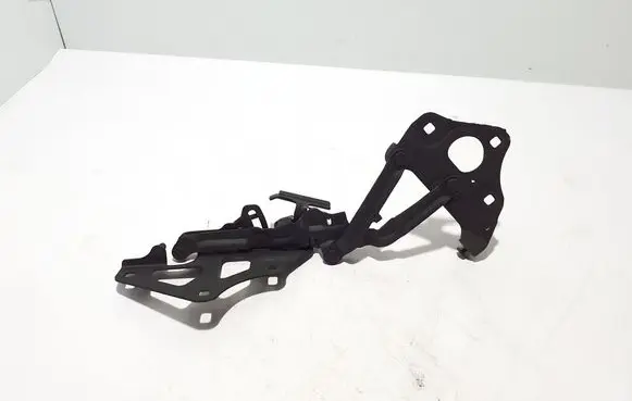 Engine bonnet/hood hinges